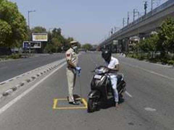 तिरुवनंतपुरम में लॉकडाउन हटाया गया तिरुवनंतपुरम में लॉकडाउन हटाया गया